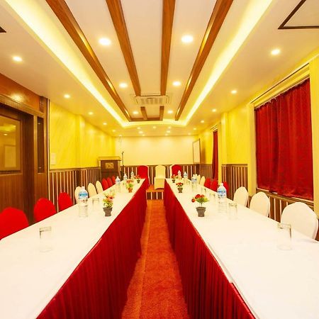 Hotel Iceland Pokhara Exterior photo